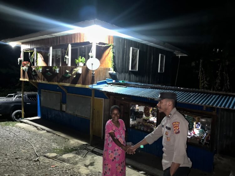 Tokoh Adat Tanah Tabi Imbau Pelajar Tak Terprovokasi dan Dukung Program MBG